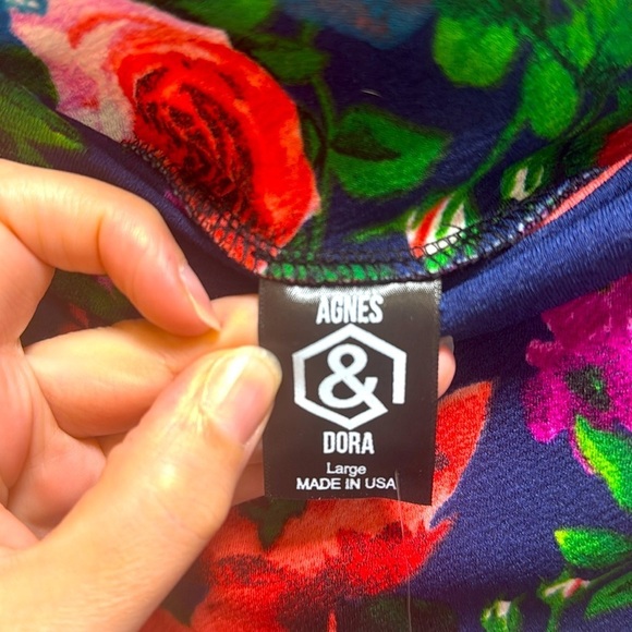 NWT Agnes & Dora Navy blue Floral Pencil Skirt - Picture 4 of 6